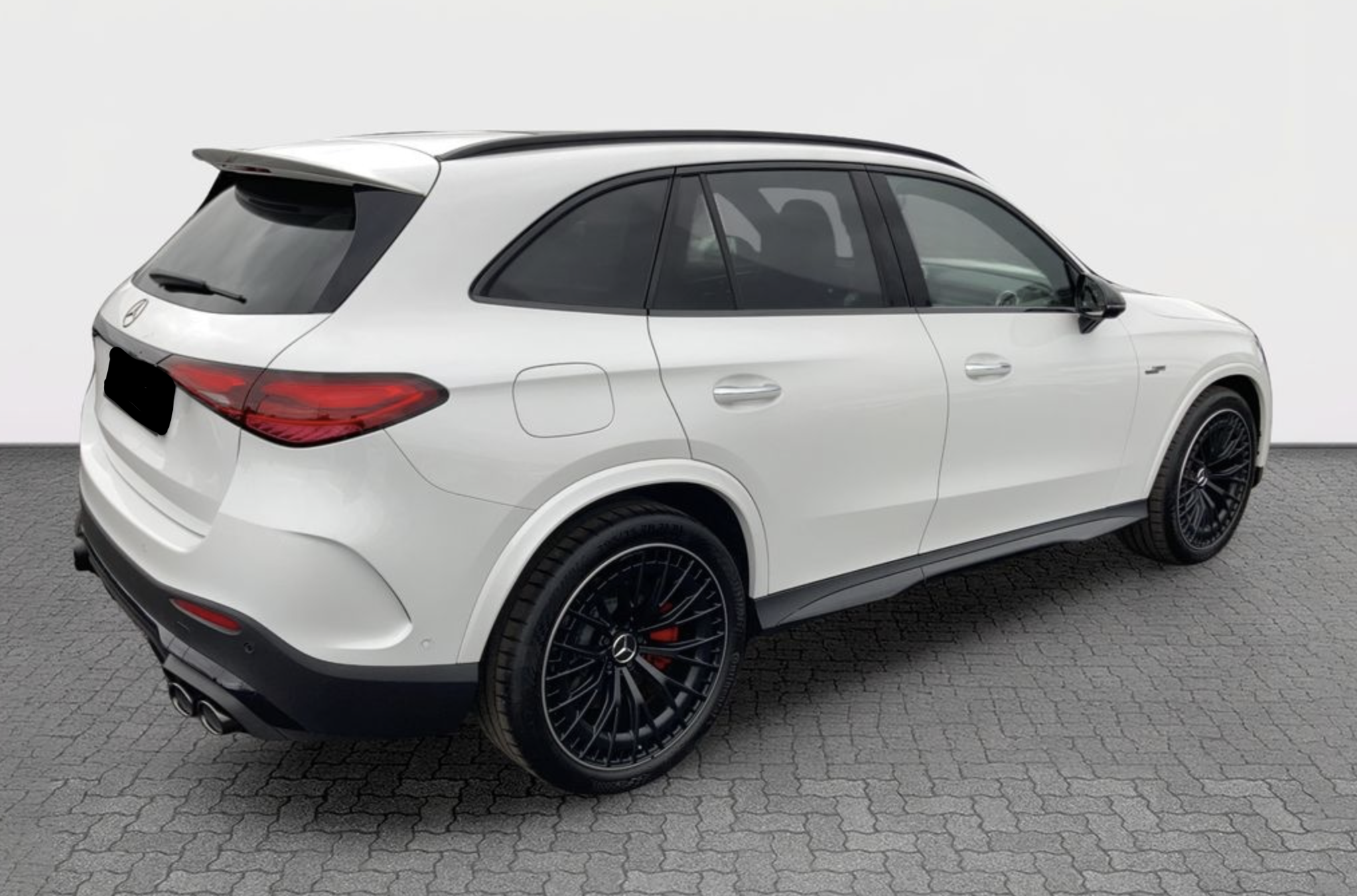 MERCEDES GLC 43 AMG | SKLADEM | ČESKÉ PŘEDVÁDĚCÍ AUTO | SPORTOVNÍ MODERNÍ STYLOVÉ SUV | TURBO BENZÍN 420 KONÍ | BÍLÁ OPALITE METALÍZA | ČERNÁ KŮŽE | MAXIMÁLNÍ VÝBAVA | VIP SLEVA | NÁKUP ONLINE | AUTOIBUY.com